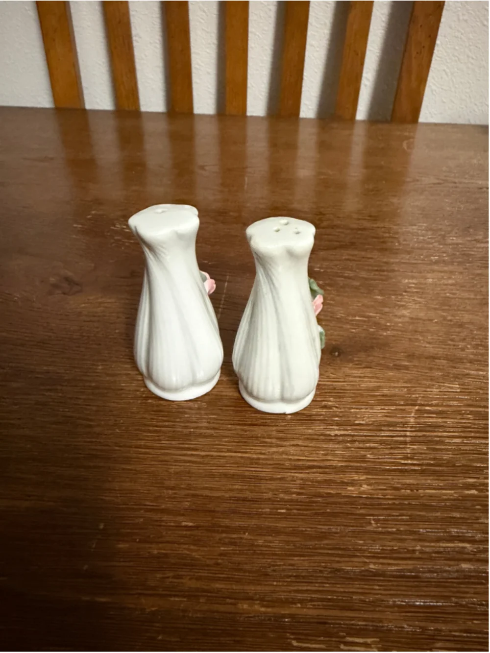 Vintage Miniature Porcelain Salt & Pepper Shakers Pink Raised Roses Floral Set P